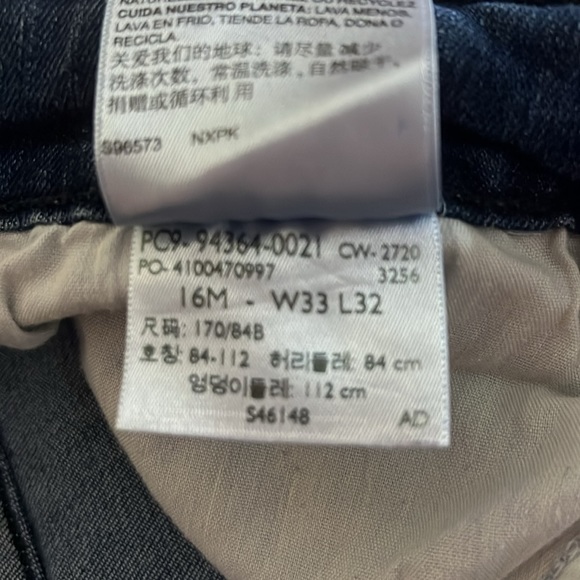 Levi Strauss Midrise Bootcut Jeans - Picture 5 of 5